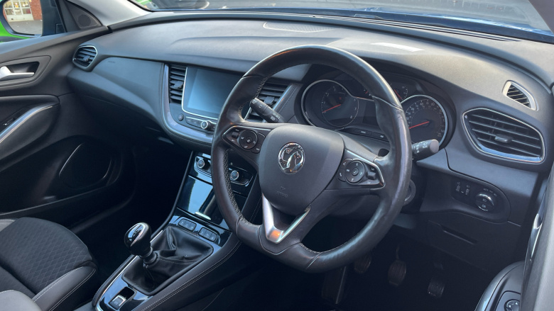 Vauxhall Grandland X 1.2 Turbo SRi Nav 5dr Petrol Hatchback